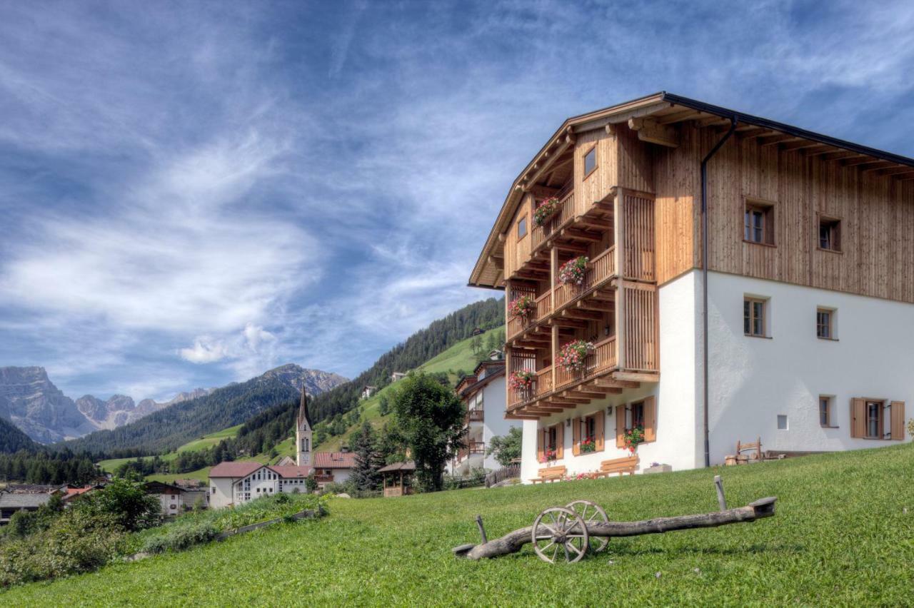Ciasa Medalghes San Martino in Badia Exterior foto